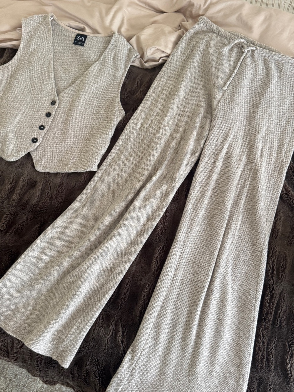 Zara Beige-Cream Knit Wide-Leg Drawstring Pants